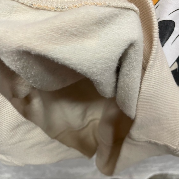 Looney Tunes women’s graphic print sweatshirt characters small fleece - Picture 3 of 6